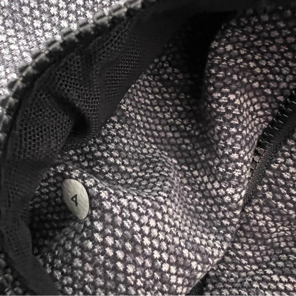 Lululemon define jacket heathered grey black spotted dotted pattern stretchy - Picture 9 of 10